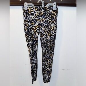 Lululemon Speed Up Tight Full on Luxtreme Size 6